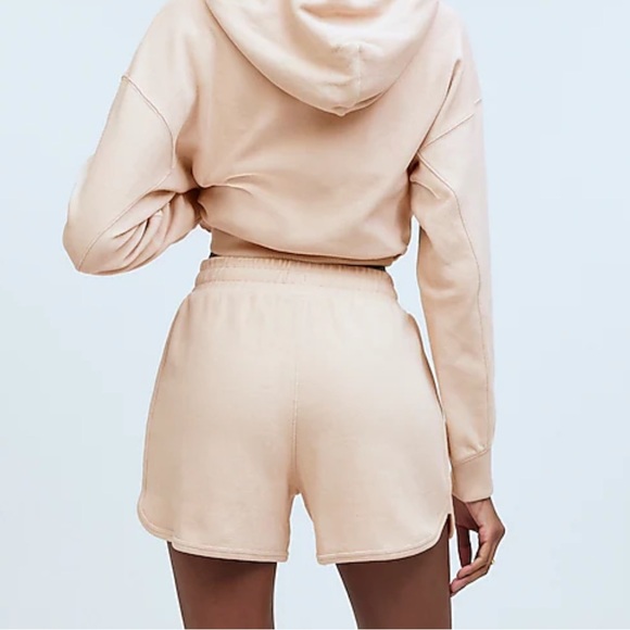 NWT Madewell Dolphin-Hem Shorts: Botanical Dye Edition - Picture 5 of 9